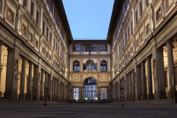 tempat wisata terbaik di Florence Italia - Galeri Uffizi